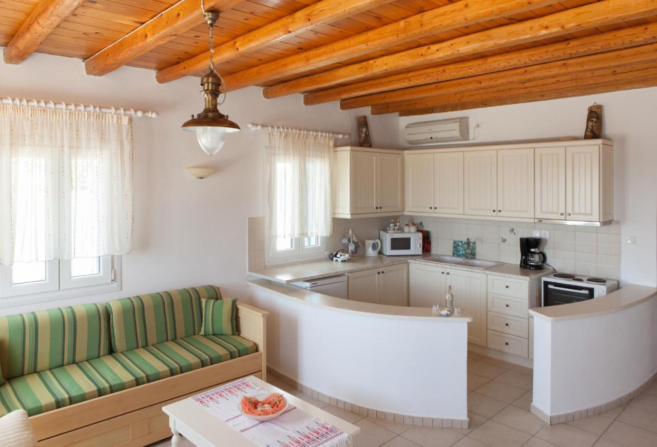 Ergina Summer Resort Antiparos Town Стая снимка