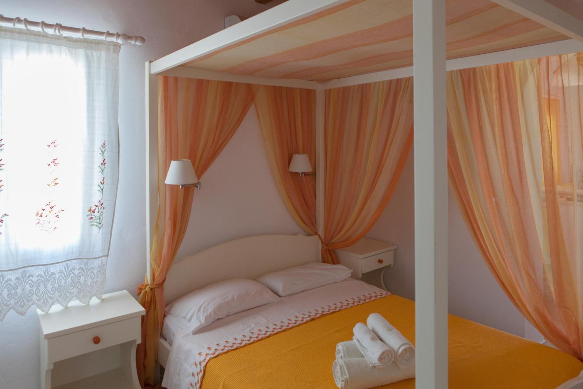 Ergina Summer Resort Antiparos Town Стая снимка