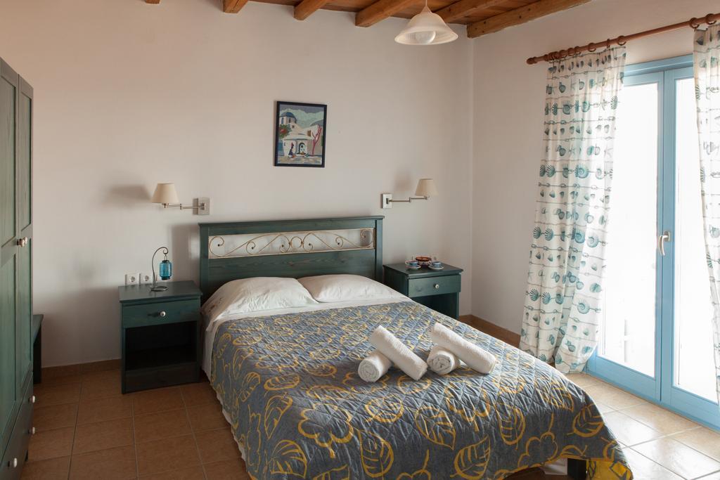 Ergina Summer Resort Antiparos Town Екстериор снимка