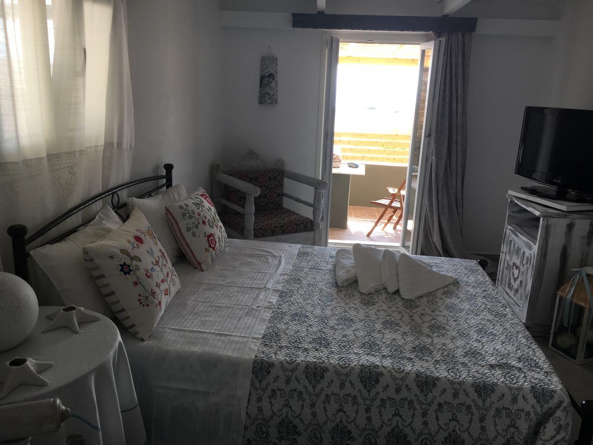 Ergina Summer Resort Antiparos Town Екстериор снимка