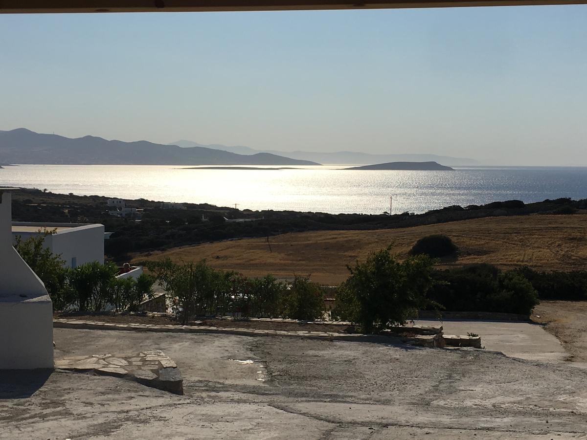 Ergina Summer Resort Antiparos Town Екстериор снимка